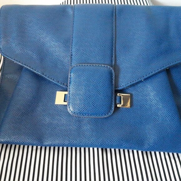 IVANKA TRUMP clutch envelope shoulder purse chain link strap mock croc blue - Picture 5 of 8